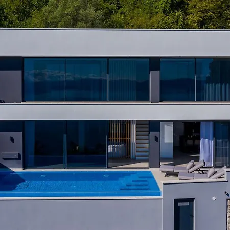 Sky Pool *